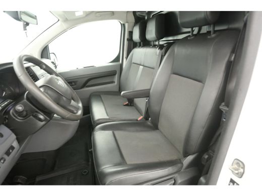 Opel Vivaro 1.5 CDTI L3H1 | Airco | Cruise | 3 Zits | Parkeersens. | Imperiaal | Kasten | Elektrpakket ActivLease financial lease
