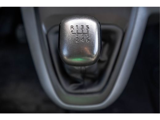 Opel Vivaro L3H1 | 3-Zits | Cruise | PDC | Imperiaal | Airco ActivLease financial lease