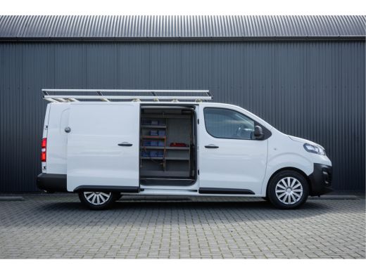 Opel Vivaro L3H1 | 3-Zits | Cruise | PDC | Imperiaal | Airco ActivLease financial lease