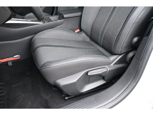 Peugeot 408 1.2 Hybrid 145 e-DCS6 Allure | Navigatie | Adaptive Cruise | Keyless-Entry | 19"LMV | Parkeersens... ActivLease financial lease