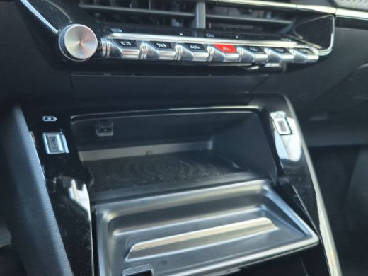 Peugeot e-2008 EV Allure Avantage 54 kWh Camera | Full LED | Keyless | Full map navigatie |  Carplay/android auto | ActivLease financial lease