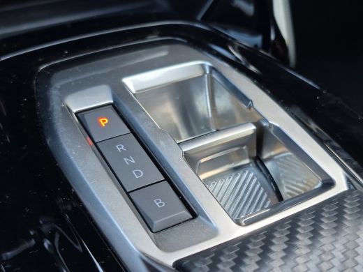 Peugeot e-2008 EV Allure Avantage 54 kWh Camera | Full LED | Keyless | Full map navigatie |  Carplay/android auto | ActivLease financial lease