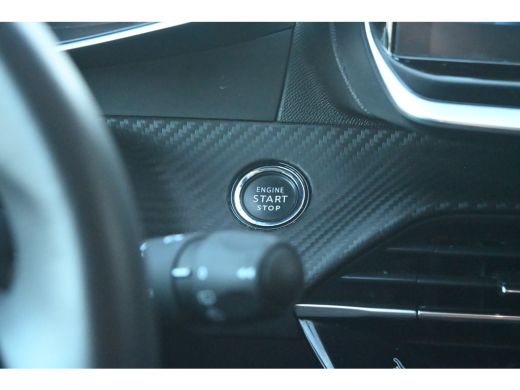 Peugeot e-2008 EV Allure Pack 50 kWh 3 Fase 92,1%SOH! | Adaptive Cruise | Stoelverwarming | Navigatie by App | C... ActivLease financial lease