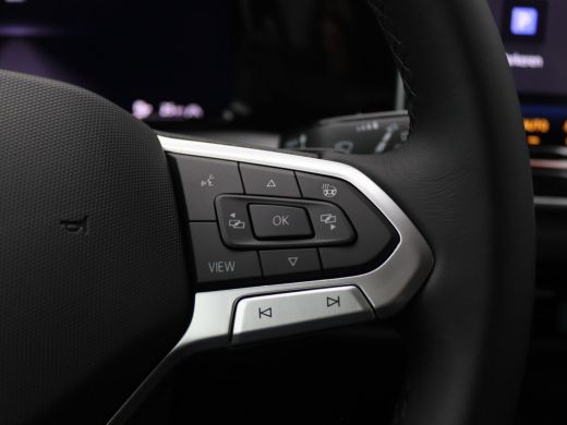 Volkswagen Golf 1.5 eHybrid Life Edition 204PK DSG Trekhaak, Memorystoel, Ergo Active Stoelen, 17" LM Velgen, Key... ActivLease financial lease