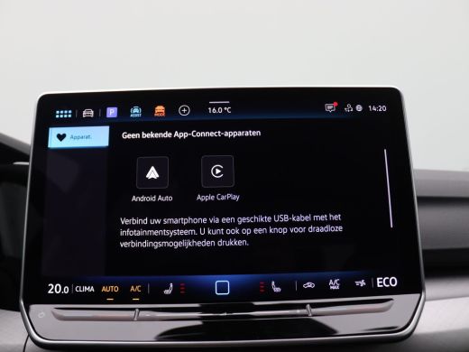 Volkswagen Golf 1.5 eHybrid Life Edition 204PK DSG Trekhaak, Memorystoel, Ergo Active Stoelen, 17" LM Velgen, Key... ActivLease financial lease