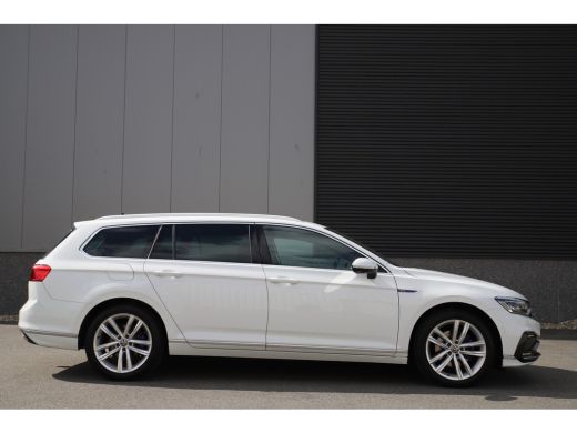 Volkswagen Passat Variant 1.4 TSI 218pk GTE/Leder/Pano/Virtual/Matrix/360cam/Adaptive ActivLease financial lease