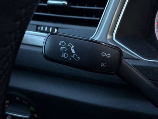 Volkswagen T-Roc 1.0 TSI 110 pk Style | Apple Carplay | Cruise control Adaptief | Parkeersensoren | LMV | ActivLease financial lease