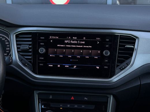 Volkswagen T-Roc 1.0 TSI 110 pk Style | Apple Carplay | Cruise control Adaptief | Parkeersensoren | LMV | ActivLease financial lease