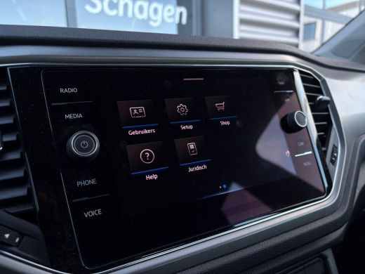 Volkswagen T-Roc 1.0 TSI 110 pk Style | Apple Carplay | Cruise control Adaptief | Parkeersensoren | LMV | ActivLease financial lease