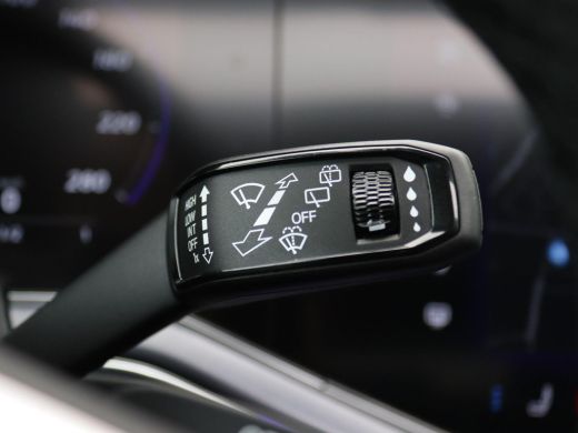 Volkswagen Touareg 3.0 TSi eHybrid 4MOTION R Edition 467PK Aut matrix led, trekhaak, panoramadak, 360gr. camera, led... ActivLease financial lease