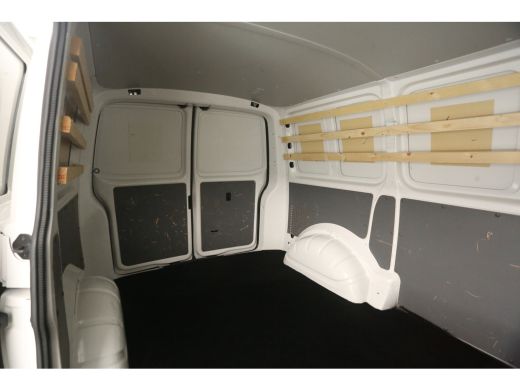 Volkswagen Transporter 2.0 TDI L1H1 140PK | Airco | Cruise | 3 Zits | Carplay | Trekhaak | Parkeersens. ActivLease financial lease