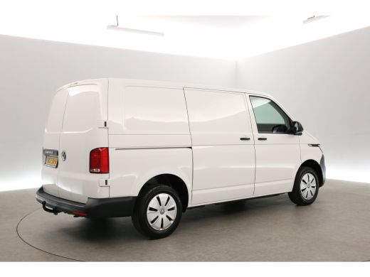 Volkswagen Transporter 2.0 TDI L1H1 140PK | Airco | Cruise | 3 Zits | Carplay | Trekhaak | Parkeersens. ActivLease financial lease