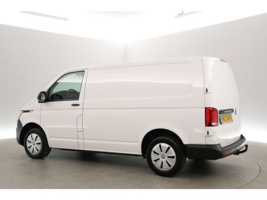 Volkswagen Transporter 2.0 TDI L1H1 140PK | Airco | Cruise | 3 Zits | Carplay | Trekhaak | Parkeersens. ActivLease financial lease