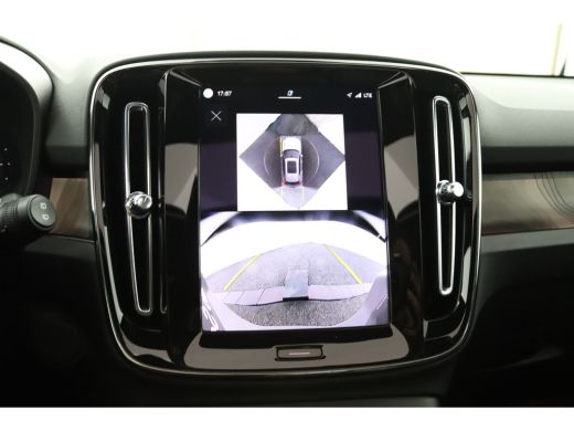 Volvo  EX40 Single Motor Extended Range Ultra 82 kWh | Panoramadak | Stoel & stuurwielverwarming | Adaptive C... ActivLease financial lease