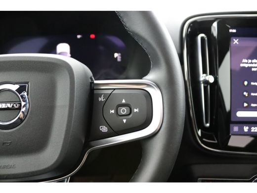 Volvo  EX40 Single Motor Extended Range Ultra 82 kWh | Panoramadak | Stoel & stuurwielverwarming | Adaptive C... ActivLease financial lease