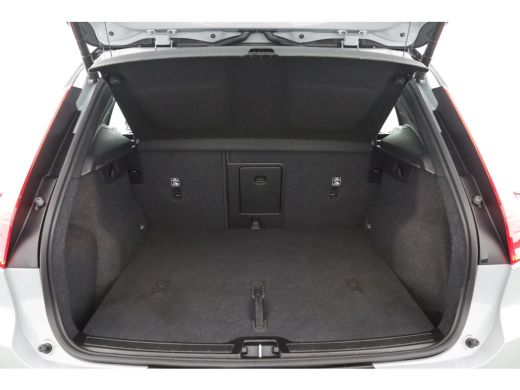 Volvo  EX40 Single Motor Extended Range Ultra 82 kWh | Panoramadak | Stoel & stuurwielverwarming | Adaptive C... ActivLease financial lease