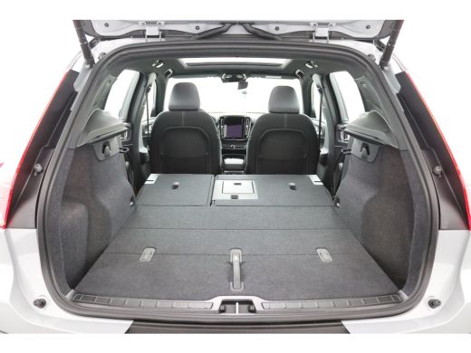 Volvo  EX40 Single Motor Extended Range Ultra 82 kWh | Panoramadak | Stoel & stuurwielverwarming | Adaptive C... ActivLease financial lease