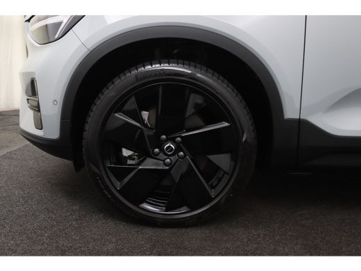 Volvo  EX40 Single Motor Extended Range Ultra 82 kWh | Panoramadak | Stoel & stuurwielverwarming | Adaptive C... ActivLease financial lease