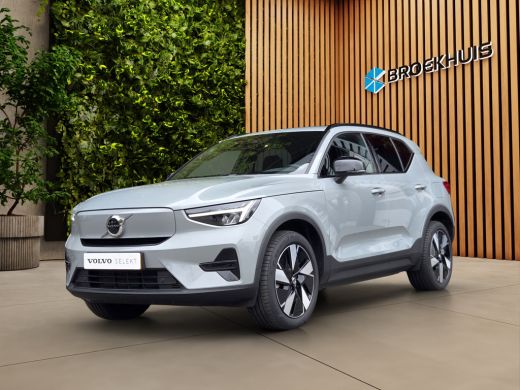 Volvo  EX40 Single Motor Plus 70 kWh | Trekhaak | Camera | Stuur/stoelverwarming | Pilot Assist