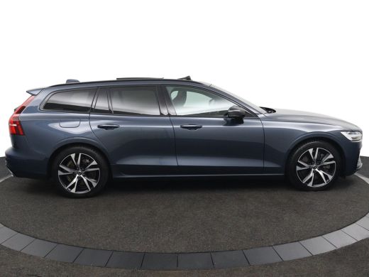 Volvo  V60 T6 Plug-in Hybrid AWD Plus Dark | Panoramadak | Long Range | Trekhaak | Stoel en stuurwielverwarm... ActivLease financial lease