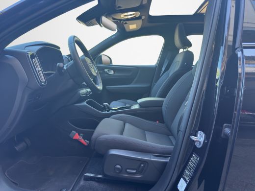 Volvo  XC40 Recharge Ultimate 70kWh 231pk | Pano | Adaptive Cruise | Dodehoek Detectie | 360 Camera | Harman/... ActivLease financial lease