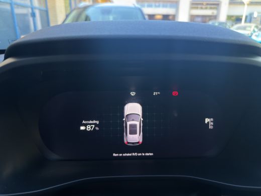 Volvo  XC40 Recharge Ultimate 70kWh 231pk | Pano | Adaptive Cruise | Dodehoek Detectie | 360 Camera | Harman/... ActivLease financial lease