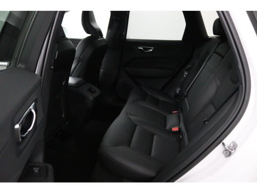 Volvo  XC60 B5 Business Pro | Trekhaak | Camera | Adaptive Cruise | BLIS | Stoelverwarming | Verwarmbare Voor... ActivLease financial lease