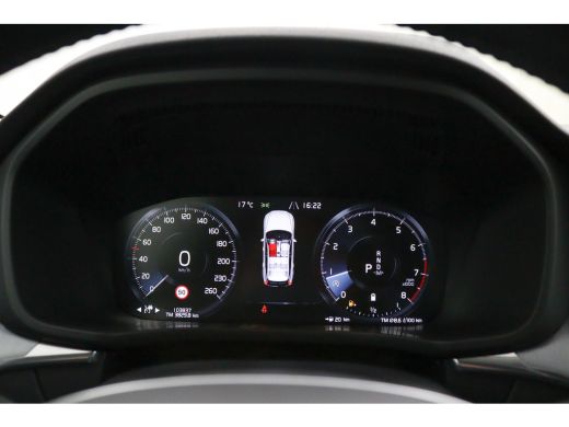 Volvo  XC60 B5 Business Pro | Trekhaak | Camera | Adaptive Cruise | BLIS | Stoelverwarming | Verwarmbare Voor... ActivLease financial lease