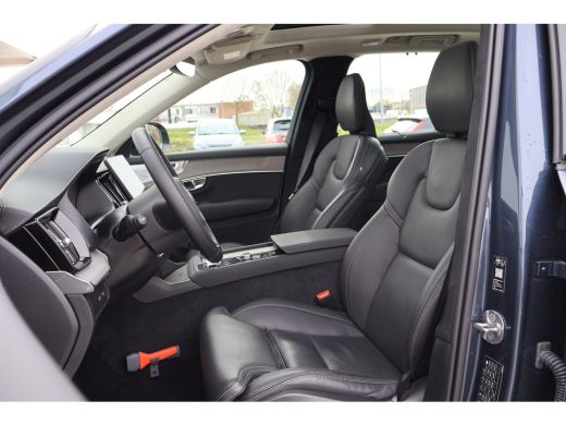Volvo  XC90 T8 Ultra Dark | B&W | Massage | Trekhaak | Pano | ActivLease financial lease