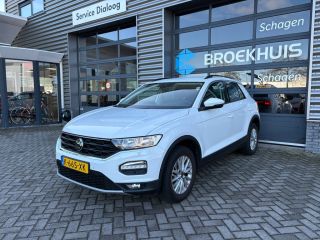 Volkswagen T-Roc 1.0 TSI 110 pk Style | Apple Carplay | Cruise control Adaptief | Parkeersensoren | LMV |