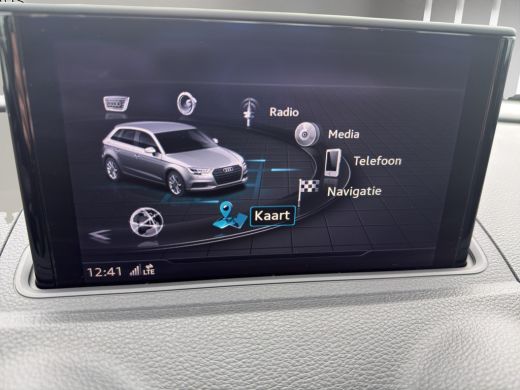 Audi A3 Sportback 30 TFSI | Navi | Parkeersensors V+A | Airco (automatisch) | 16"| Bluetooth | ActivLease financial lease