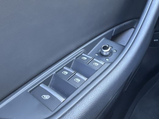 Audi A5 Cabriolet 40 TFSI 204PK S-TRONIC ADVANCED EDITION CAMERA/NAVI/LEDER ActivLease financial lease
