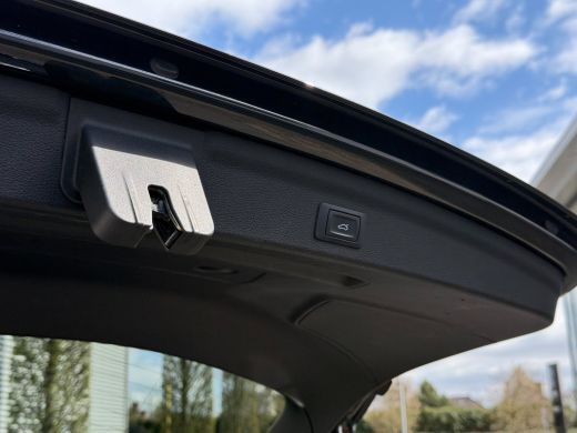 Audi Q3 35 TFSI S Line Pro Line S Pano-Carplay-LED-Trekhaak-19"-Camera ActivLease financial lease