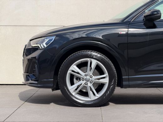 Audi Q3 35 TFSI S Line Pro Line S Pano-Carplay-LED-Trekhaak-19"-Camera ActivLease financial lease