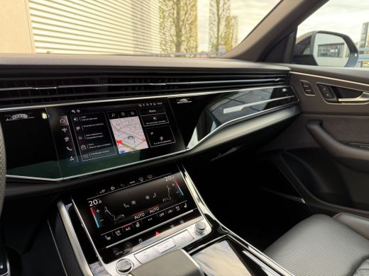 Audi Q8 60 TFSI e quattro Pro Line S Competition Pano-ACC-4Wstr-OLED-23"-B&O-Head up-Sportst-Trekhaak ActivLease financial lease