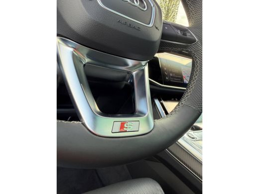 Audi Q8 60 TFSI e quattro Pro Line S Competition Pano-ACC-4Wstr-OLED-23"-B&O-Head up-Sportst-Trekhaak ActivLease financial lease