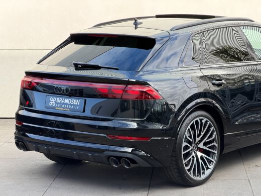 Audi Q8 60 TFSI e quattro Pro Line S Competition Pano-ACC-4Wstr-OLED-23"-B&O-Head up-Sportst-Trekhaak ActivLease financial lease