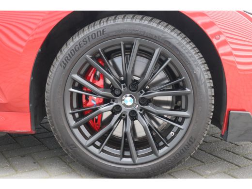BMW 3 Serie 3-Serie TOURING 330e 292PK XDRIVE HIGH EXECUTIVE M-SPORT AUTOMAAT / NAVI / LEDER / CLIMA / PDC / ... ActivLease financial lease