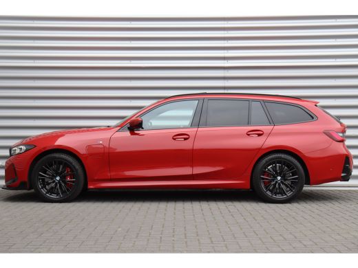 BMW 3 Serie 3-Serie TOURING 330e 292PK XDRIVE HIGH EXECUTIVE M-SPORT AUTOMAAT / NAVI / LEDER / CLIMA / PDC / ... ActivLease financial lease