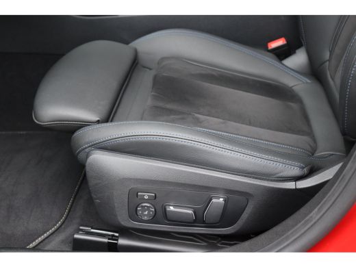 BMW 3 Serie 3-Serie TOURING 330e 292PK XDRIVE HIGH EXECUTIVE M-SPORT AUTOMAAT / NAVI / LEDER / CLIMA / PDC / ... ActivLease financial lease