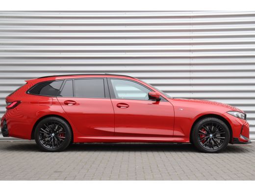BMW 3 Serie 3-Serie TOURING 330e 292PK XDRIVE HIGH EXECUTIVE M-SPORT AUTOMAAT / NAVI / LEDER / CLIMA / PDC / ... ActivLease financial lease