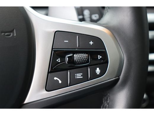 BMW 3 Serie 3-Serie TOURING 330e 292PK XDRIVE HIGH EXECUTIVE M-SPORT AUTOMAAT / NAVI / LEDER / CLIMA / PDC / ... ActivLease financial lease