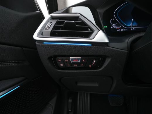 BMW 3 Serie 330e eDrive Edition (Plug-In) (INCL-BTW) Aut. *LEATHER | FULL-LED | DIGI-COCKPIT | HEATED-SPORTSE... ActivLease financial lease