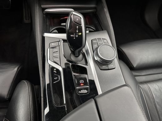 BMW 5 Serie Touring 530d M-Sportpack High Executive Edition (INCL-BTW) Aut. *PANO | LASERLIGHT | LEATHER | TO... ActivLease financial lease