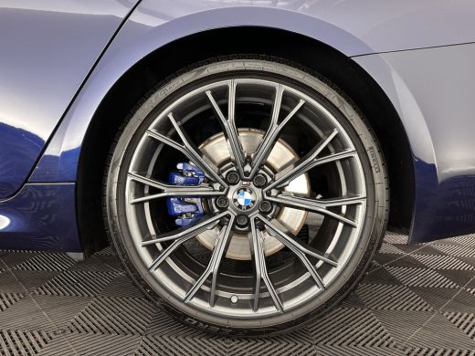 BMW 5 Serie Touring 530d M-Sportpack High Executive Edition (INCL-BTW) Aut. *PANO | LASERLIGHT | LEATHER | TO... ActivLease financial lease