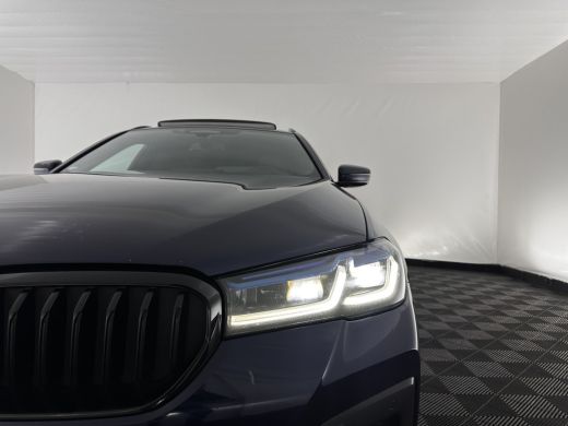 BMW 5 Serie Touring 530d M-Sportpack High Executive Edition (INCL-BTW) Aut. *PANO | LASERLIGHT | LEATHER | TO... ActivLease financial lease