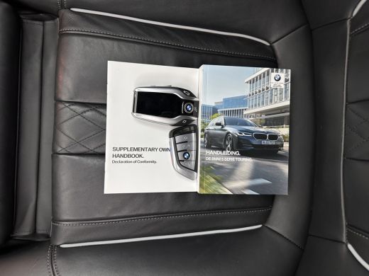 BMW 5 Serie Touring 530d M-Sportpack High Executive Edition (INCL-BTW) Aut. *PANO | LASERLIGHT | LEATHER | TO... ActivLease financial lease