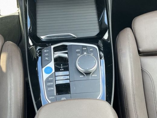 BMW iX3 M-SPORT 80 kWh (210kW/286pk) ** LED, LEDER, PANO, MEM, HuD, H&K SOUND, TREKH, 20-inch LMV ** 1e E... ActivLease financial lease