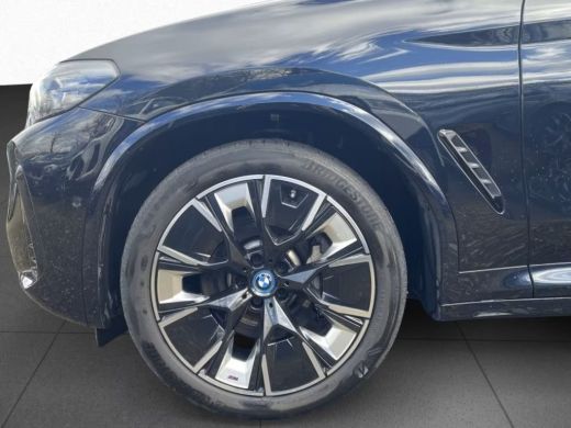 BMW iX3 M-SPORT 80 kWh (210kW/286pk) ** LED, LEDER, PANO, MEM, HuD, H&K SOUND, TREKH, 20-inch LMV ** 1e E... ActivLease financial lease