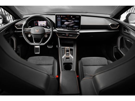 CUPRA Leon Sportstourer 1.5 TSI e-Hybrid 204pk Business | Garantie t/m 2030 | Panoramadak | Achteruitrijcamera | Sennheis... ActivLease financial lease